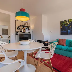 https://lovelystay-sintra-mountain-view.hotels-lisbon-portugal.com